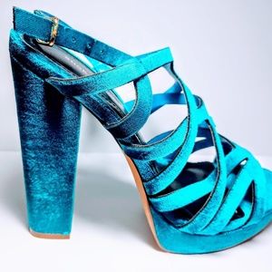 Shoe republic la velvet heels